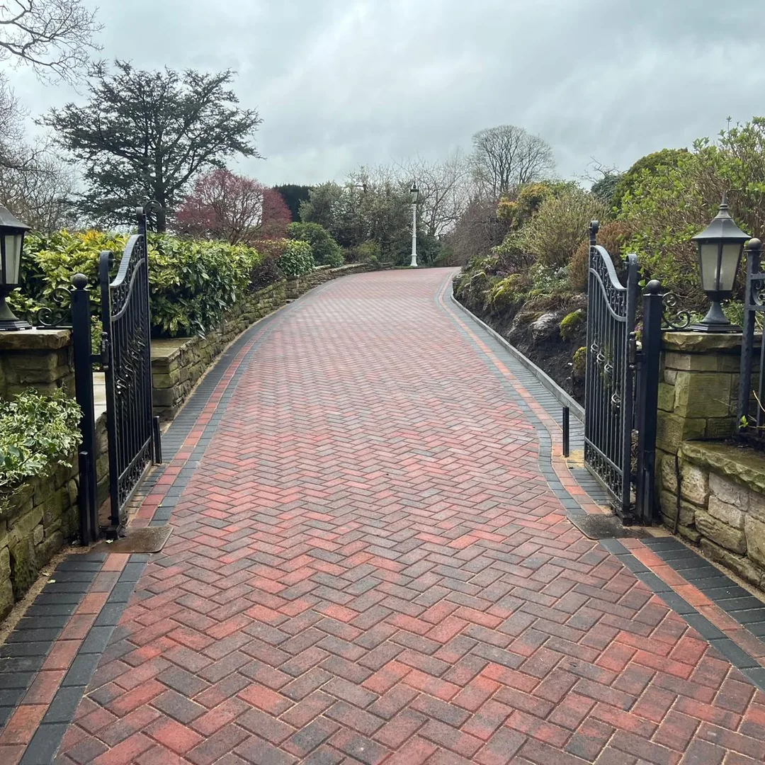 Driveway & Patio project by Stonebase Driveways Ltd in St Albans