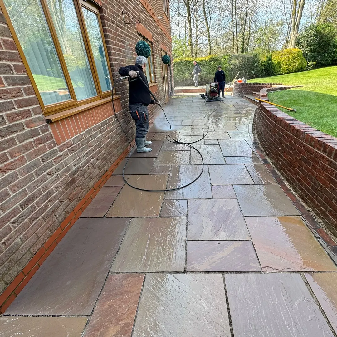 Driveway & Patio project by Stonebase Driveways Ltd in St Albans